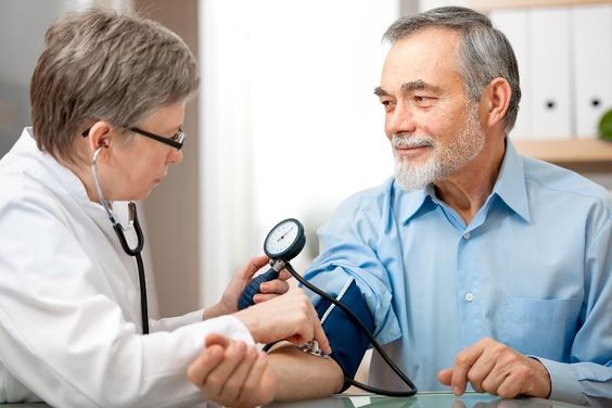 Huyết áp cao: Nên hay không nên sử dụng hoạt huyết dưỡng não? 