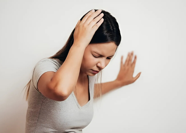 Biện pháp phòng tránh ngất xỉu dễ thực hiện mà bạn nên biết?