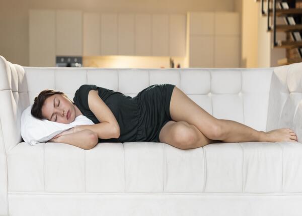 Tư thế nằm ngủ nào giúp bạn ngủ ngon?