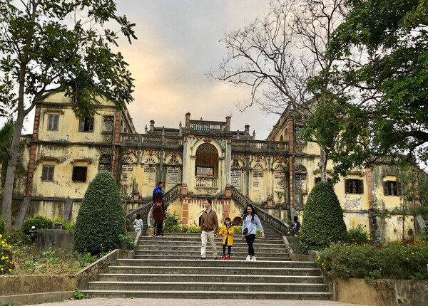 Staycation-la-gi-nhung-loi-ich-ma-suc-khoe-tinh-than-mang-lai-1