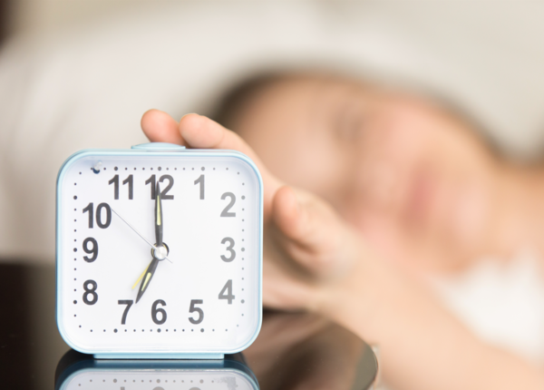 Cách tính giờ đi ngủ để thức dậy tỉnh táo 