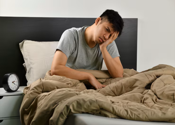 Kéo dài thời gian ngủ gây mệt mỏi, lờ đờ khi tỉnh giấc