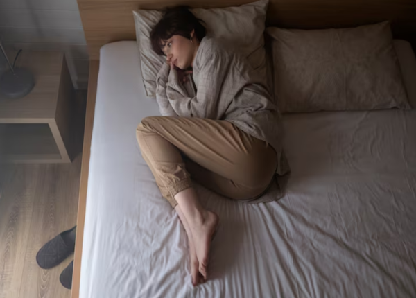 Thiếu ngủ, căng thẳng kéo dài là yếu tố dẫn đến mộng du nhiều người