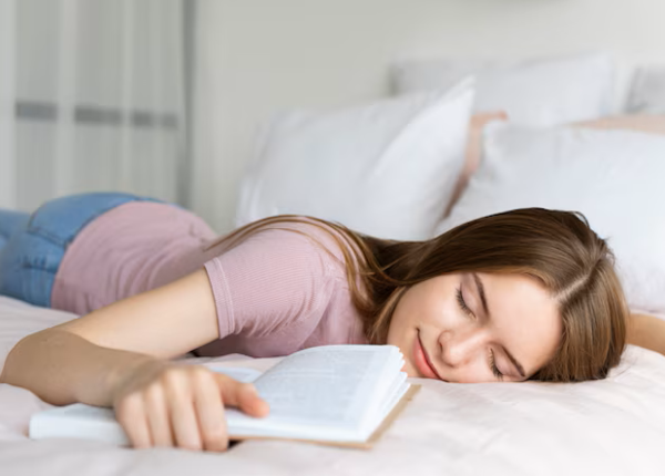 Nên làm gì nếu bị mất ngủ hay mơ kéo dài